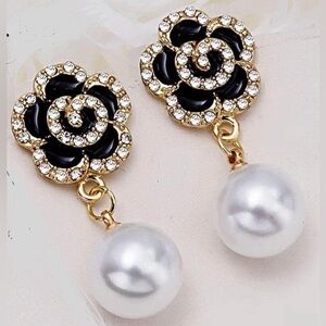 Floral Pearl Drop Earrings